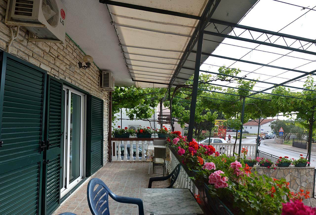 Apartments "Ruza" Vodice Exterior foto